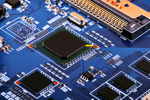 Is It Time to Buy or Sell This $11 Semiconductor Play?