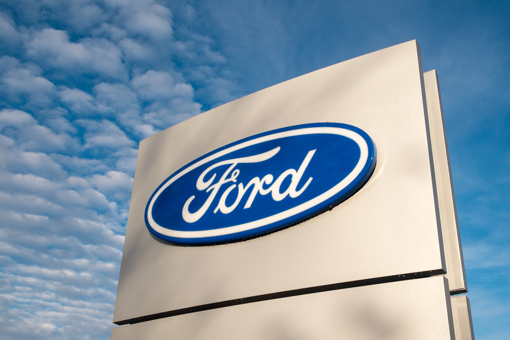 Ford dealership sign
